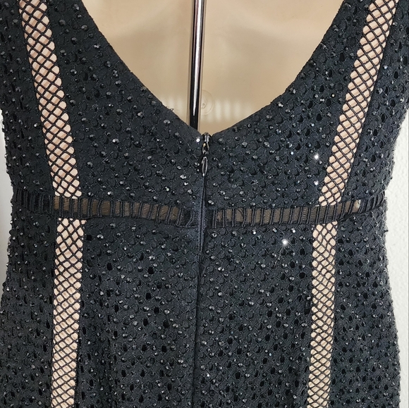 ALYCE PARIS Beaded Full Plunge Neckline Sleeveless Full Length Gown Black Size 2 - Picture 13 of 14